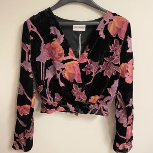 Love + Harmony Floral Crop Top